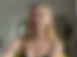 WildaBoswink's Live Sex Cam Show