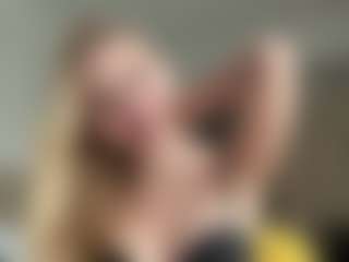 WildaBoswink's Live Sex Cam Show