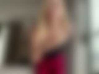 WildaBoswink's Live Sex Cam Show