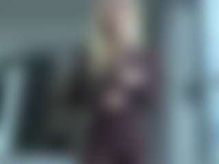 Live cam show with WildaBoswink - Squirt on infinitiblacc.com