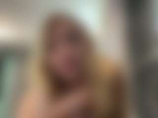WildaBoswink's Live Sex Cam Show