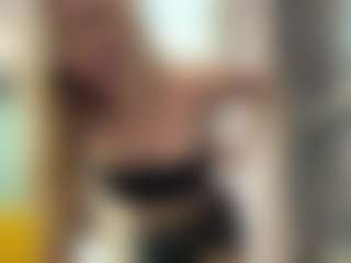 WildaBoswink's Live Sex Cam Show
