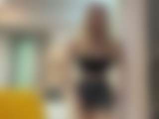 WildaBoswink's Live Sex Cam Show