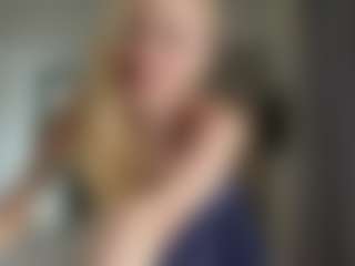 WildaBoswink's Live Sex Cam Show