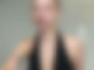Live cam show with Dina - Genital Piercings on Milfs Live