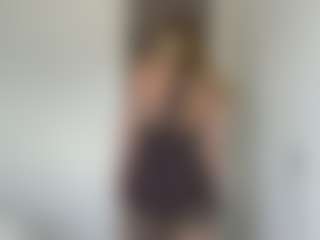 Live cam show with Dina - Genital Piercings on Ass Tok