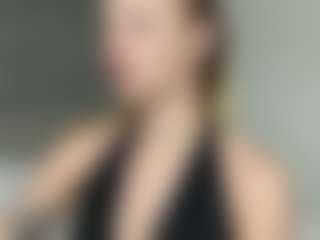 Live cam show with Dina - Blonde Hair on CamSextacy