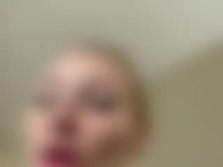 Dina's Live Sex Cam Show