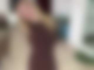 Live cam show with Dina - Genital Piercings on Hubzter Live