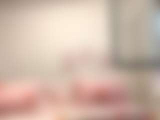YuonneWalloch's Live Sex Cam Show