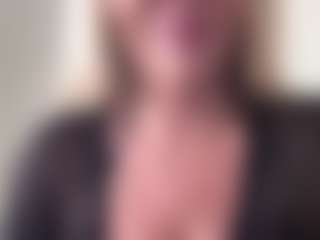 chloekiss's Live Sex Cam Show
