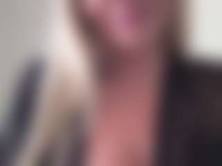 chloekiss's Live Sex Cam Show