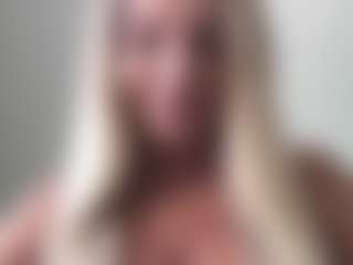 chloekiss's Live Sex Cam Show