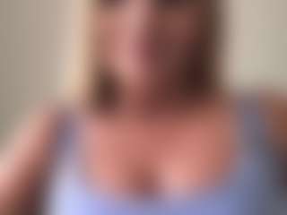 chloekiss's Live Sex Cam Show
