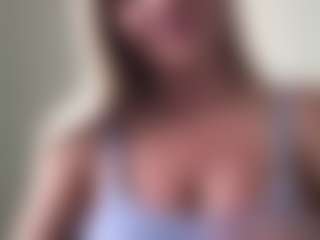 chloekiss's Live Sex Cam Show