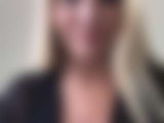 chloekiss's Live Sex Cam Show