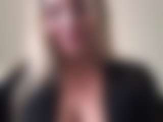 chloekiss's Live Sex Cam Show