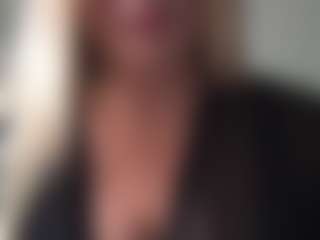 chloekiss's Live Sex Cam Show
