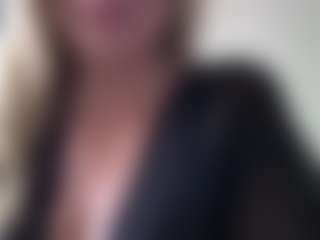 chloekiss's Live Sex Cam Show