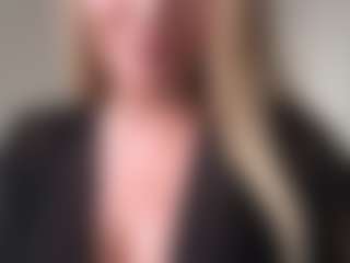 chloekiss's Live Sex Cam Show