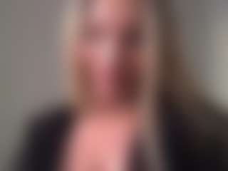 chloekiss's Live Sex Cam Show