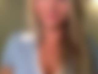 chloekiss's Live Sex Cam Show