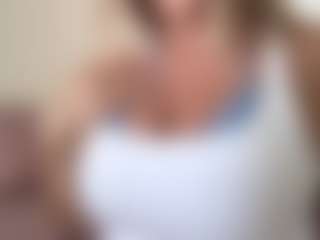 chloekiss's Live Sex Cam Show