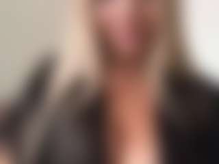 chloekiss's Live Sex Cam Show