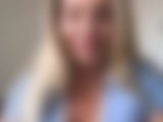 chloekiss's Live Sex Cam Show
