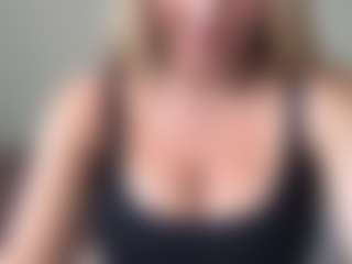 chloekiss's Live Sex Cam Show