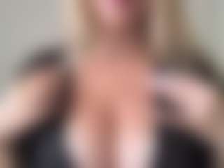 chloekiss's Live Sex Cam Show