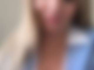 chloekiss's Live Sex Cam Show