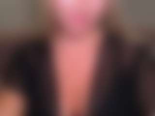 Live cam show with chloekiss - Blue Eyes on xxxlivecams.org