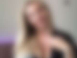 Live cam show with chloekiss - Domination on CamClone
