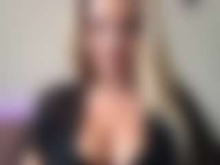 chloekiss's Live Sex Cam Show