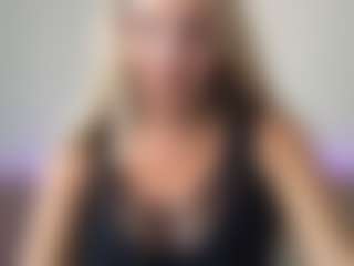Live cam show with chloekiss - Cuckold on AdultVida.com