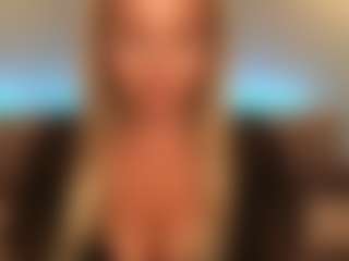 chloekiss's Live Sex Cam Show