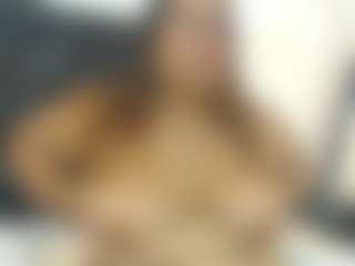 CurvyTemptation's Live Sex Cam Show