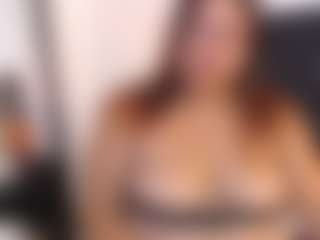 Live cam show with CurvyTemptation - New Brown Eyes on SmokeAndPoke