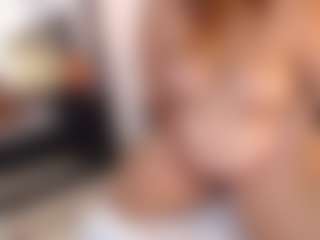 Live cam show with CurvyTemptation - New Blowjob on Fling VIP Chat