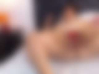 Live cam show with CurvyTemptation - New Spank on galaxygirlnitro.com