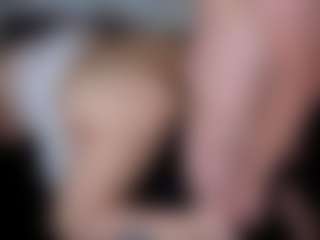 Live cam show with DommeStarla - New Squirt on CamClone