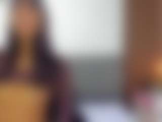 Live cam show with iisabella-noa - Skinny on Hubzter Live