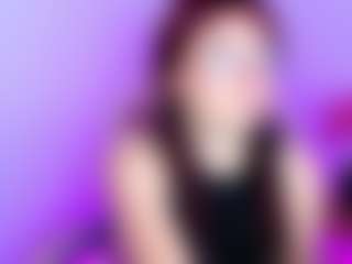 Live cam show with Nahia-Brm - Squirt on SinfulBabes