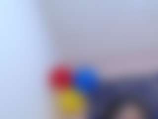 Live cam show with Nahia-Brm - Upskirt on chickslive.net