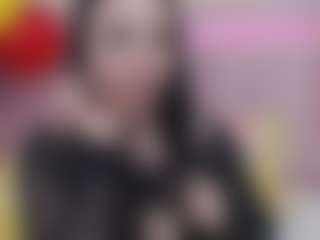 Live cam show with Nahia-Brm - Fuck on SpankPalCams