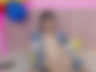 Live cam show with Nahia-Brm - Fuck on Free Soda