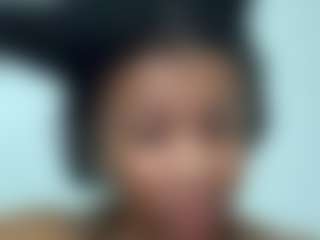 PlatinumKitti's Live Sex Cam Show