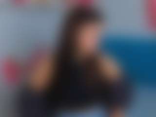 Live cam show with RefugioSlomba - College on Camsoda