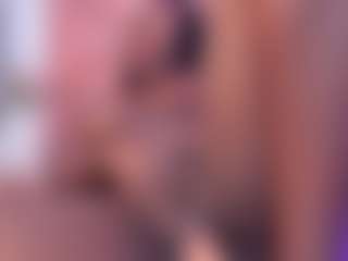 Live cam show with SophiaScottX - Fingering on crypto-cams